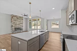 104 Wood Rd, Taylors, SC 29687 - Photo 9