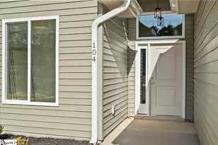 104 Wood Rd, Taylors, SC 29687 - Photo 3