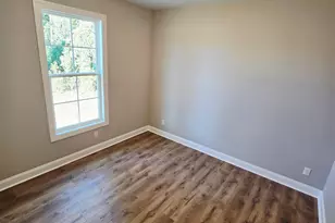 311 Tribble St, Seneca, SC 29678 - Photo 15