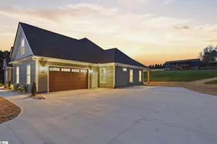 736 Stewart Gin Rd, Liberty, SC 29657 - Photo 3