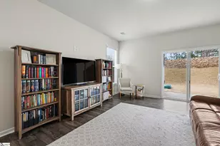 527 Baycraft Ln, Simpsonville, SC 29681 - Photo 5