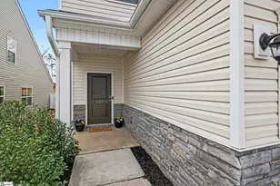 527 Baycraft Ln, Simpsonville, SC 29681 - Photo 3