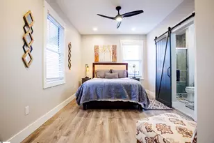 37 Ross St, Greenville, SC 29611 - Photo 7