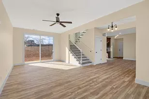 224 W Clark Rd, Inman, SC 29349 - Photo 9