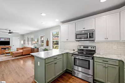 18 Ivy Trail, Greenville, SC 29615 - Photo 11