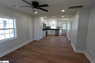 101 Hawkins St, Greenville, SC 29611 - Photo 7