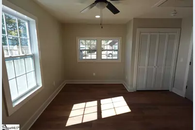 101 Hawkins Street, Greenville, SC 29611 - Photo 3