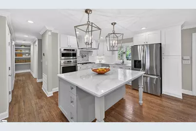 200 Tomassee Avenue, Greenville, SC 29605 - Photo 13