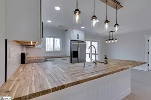 136 W Bluford St, Clinton, SC 29325 - Photo 15