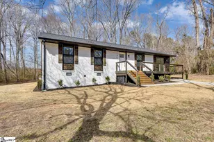 136 W Bluford St, Clinton, SC 29325 - Photo 3