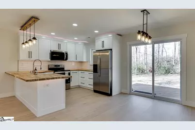 136 W Bluford Street, Clinton, SC 29325 - Photo 17