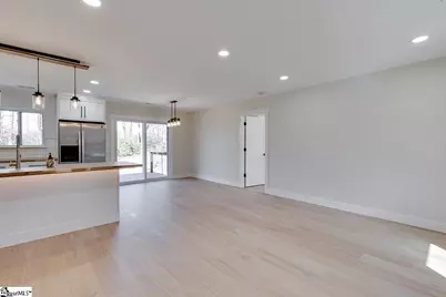 136 W Bluford Street, Clinton, SC 29325 - Photo 7