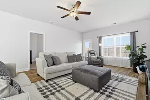 30 Woodcross Dr, Simpsonville, SC 29681 - Photo 5