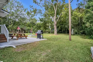 613 E Florida Ave, Clinton, SC 29325 - Photo 15