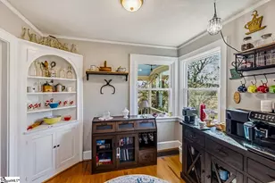 204 Ashley Ave, Greenville, SC 29609 - Photo 9