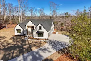 1292 Deerfield Dr, Spartanburg, SC 29302 - Photo 1