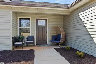 6197 Georgia Rd, Gray Court, SC 29645 - Photo 5