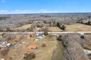 2301 Sj Workman Hwy, Woodruff, SC 29388 - Photo 31