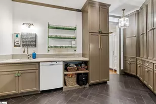 48 Ridgeland Dr, Greenville, SC 29601 - Photo 23