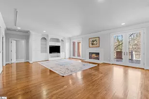 25 Club Forest Ln, Greenville, SC 29605 - Photo 7