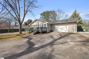 107 S Dale Dr, Easley, SC 29642 - Photo 5