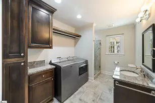 107 S Dale Dr, Easley, SC 29642 - Photo 21