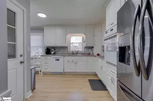 110 Bonwood Ave, Simpsonville, SC 29681 - Photo 17