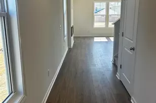 241 Brown Cir, Easley, SC 29642 - Photo 3