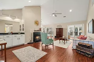 139 Forest Lake Dr, Simpsonville, SC 29681 - Photo 5