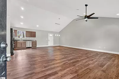 7 W 2nd Street, Williamston, SC 29697 - Photo 9