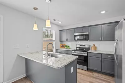 668 Blossom Run, Spartanburg, SC 29307 - Photo 5