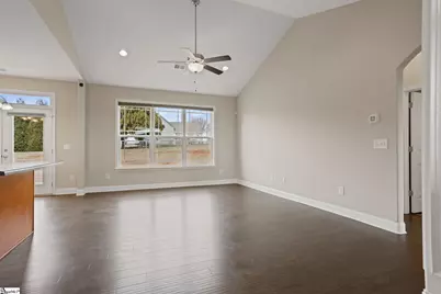 1640 Ballengar Road, Wellford, SC 29385 - Photo 5