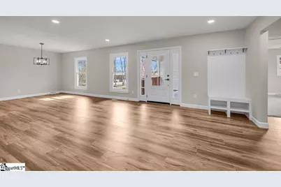 11 Confederate Circle, Taylors, SC 29687 - Photo 3