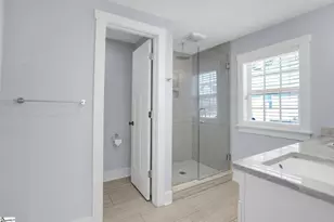 540 Perry Ave, Greenville, SC 29611 - Photo 7