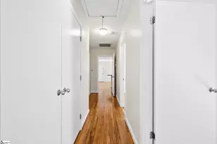 907 Hampton Ave, Greenville, SC 29601 - Photo 13