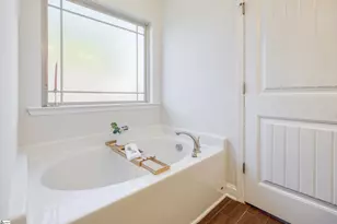 210 Scottish Ave, Simpsonville, SC 29680 - Photo 17