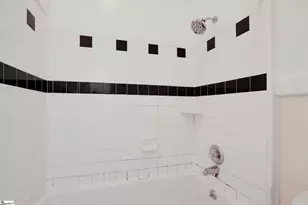 307 Dukes Ave, Greenwood, SC 29646 - Photo 23