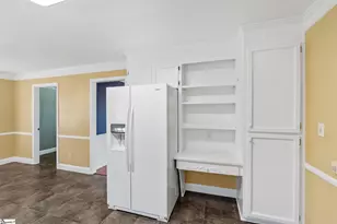 807 Fairview Rd, Greer, SC 29651 - Photo 27