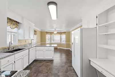 807 Fairview Road, Greer, SC 29651 - Photo 25