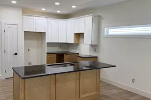 320 Thompson St, Pendleton, SC 29670 - Photo 5