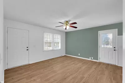 701 Ikes Road, Taylors, SC 29687 - Photo 3