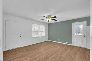 701 Ikes Rd, Taylors, SC 29687 - Photo 3