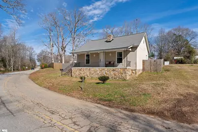 573 Perrin Avenue, Woodruff, SC 29388 - Photo 3