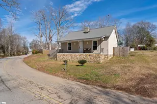 573 Perrin Ave, Woodruff, SC 29388 - Photo 3