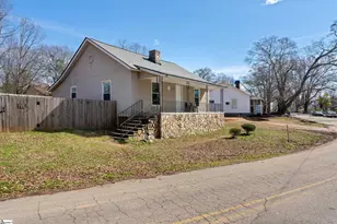 573 Perrin Ave, Woodruff, SC 29388 - Photo 3