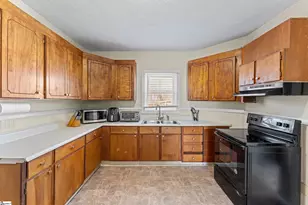 573 Perrin Ave, Woodruff, SC 29388 - Photo 17