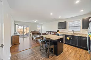 689 Hardwood Dr, Boiling Springs, SC 29316 - Photo 9