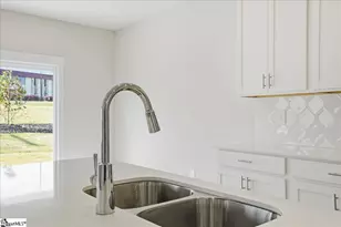 207 Abraham Wy, Boiling Springs, SC 29316 - Photo 13
