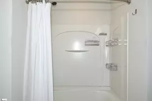 100 Golden Leaf Ln, Simpsonville, SC 29681 - Photo 13