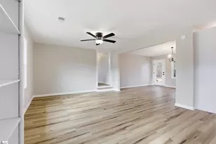 1022 Hickory Ln, Anderson, SC 29624 - Photo 9